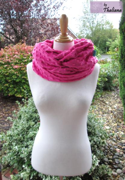 Preview: XXL pinke Punkte Loop kuscheliger Loopschal Schal