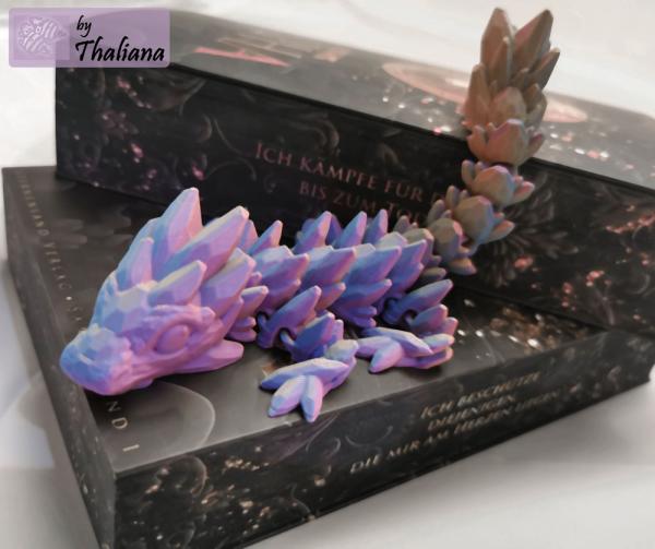 PASTELLOX - kleiner Regal-Drache in pastellbunt Regenbogen