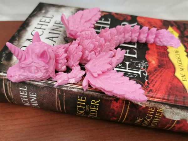 Drachin ROSALYTH mystische pinke Einhorn Drachin mit Flügeln
