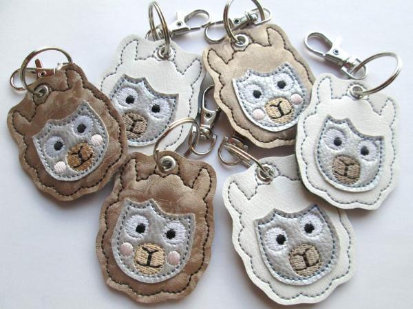 Übersicht Lama Taschenanhänger