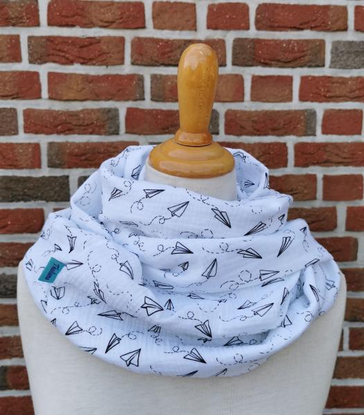 Preview: PAPIERFLIEGER weicher leichter Schal mit Papierfliegern aus Musselin