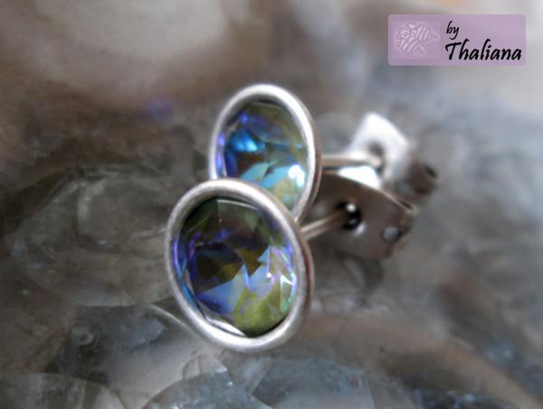 Preview: MYSTIC FOREST olivgrün glitzernde Ohrstecker neue Farbe - 6mm