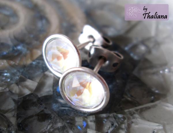 Preview: MYSTIC SNOW weiß glitzernde Ohrstecker neue Farbe - 6mm