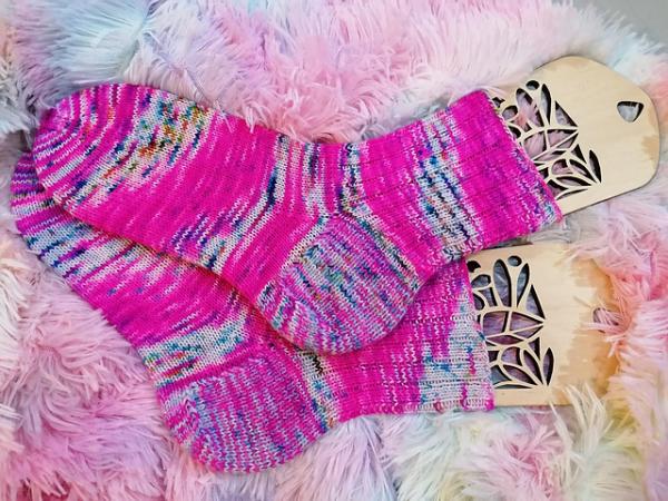 Preview: Socken 39/40 UNIKAT handgestrickt megakuschelig weich waschbar pink hellblau