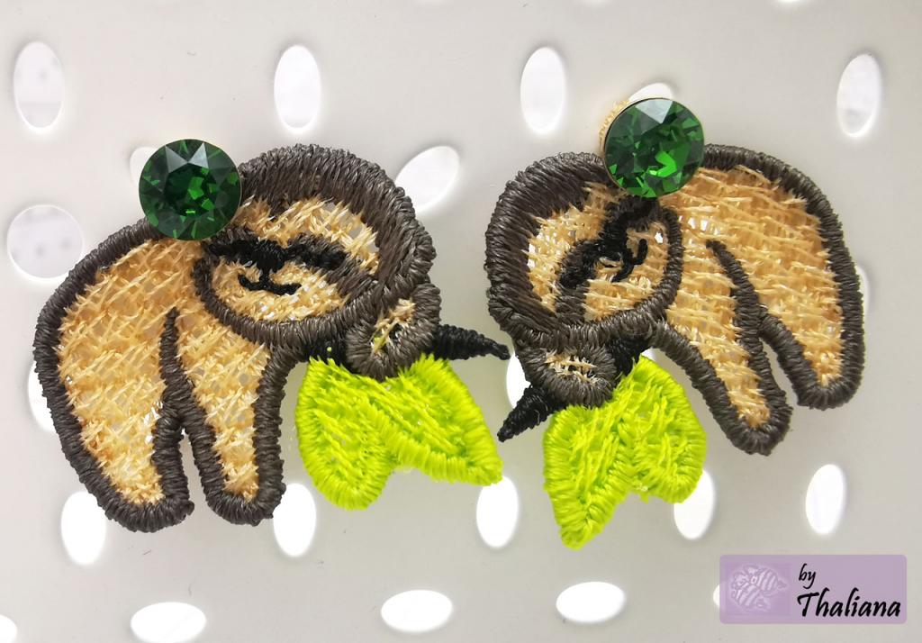 fAuLtIeRe Ohrstecker mit Faultieren superleicht grün