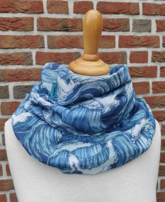 WAVES traumhafter leichter Schal mit Wellenmotiv aus Musselin