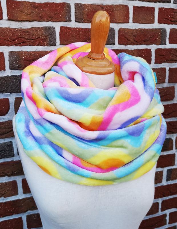 bunter Regenbogen Loop-Schal