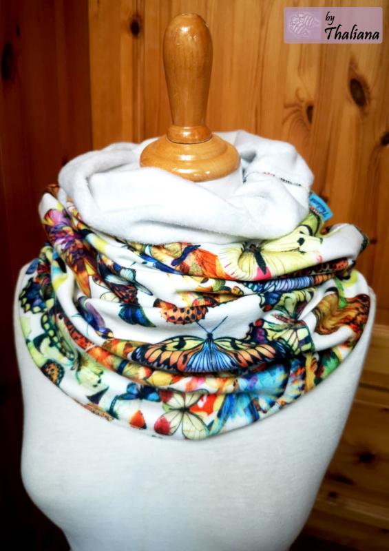 Schmetterlinge bunter Loopschal XXL kuschelig weiß