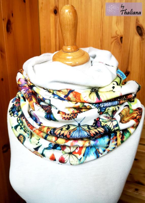 Schmetterlinge bunter Loopschal XXL kuschelig weiß