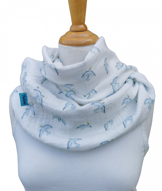 PEACE traumhafter leichter Schal mit Friedenstauben aus Musselin